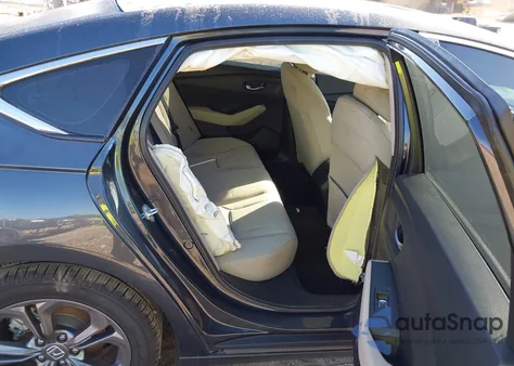 2023 Honda Accord Ex z USA, uszkodzony, nr VIN 1HGCY1F32PA006000